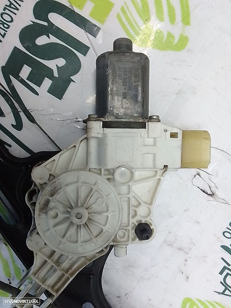 Elevador Frente Dto Electrico Bmw 1 (E87) - 3