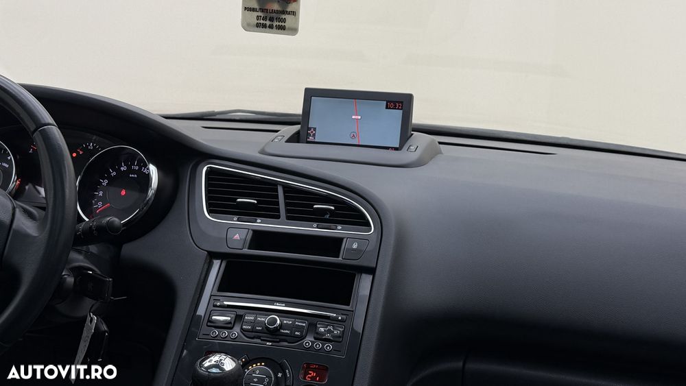 Peugeot 5008 155 THP Family Plus - 18