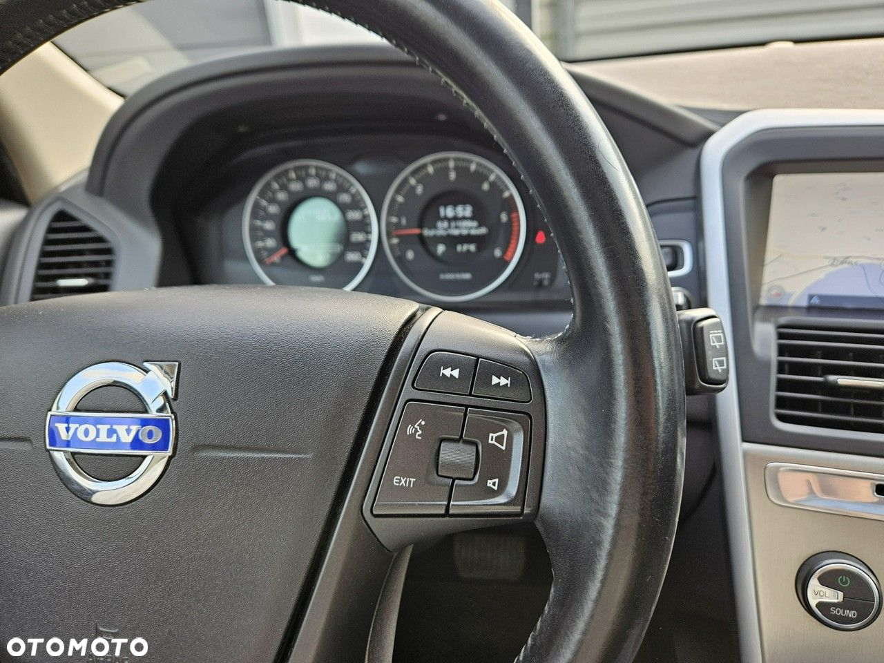 Volvo XC 60 D4 Geartronic Kinetic - 33
