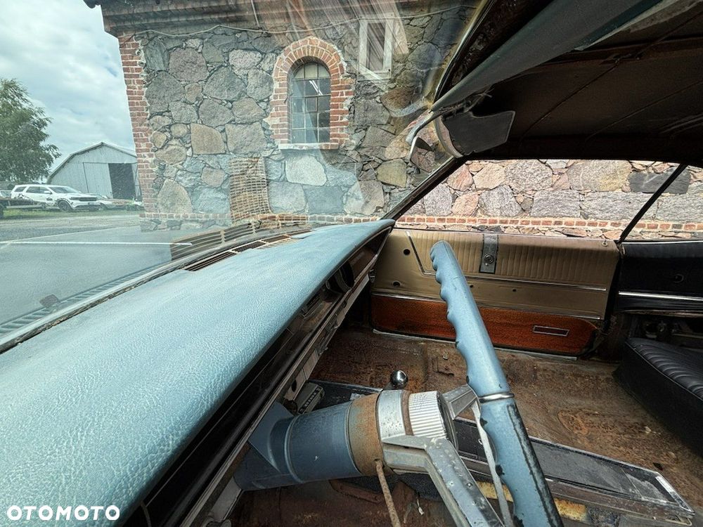 Chevrolet Impala - 21