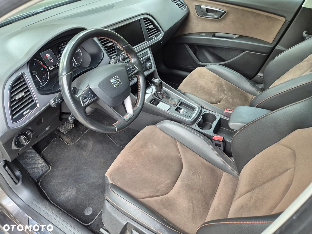 Seat Leon 2.0 TDI DPF Start&Stop DSG XCELLENCE - 9