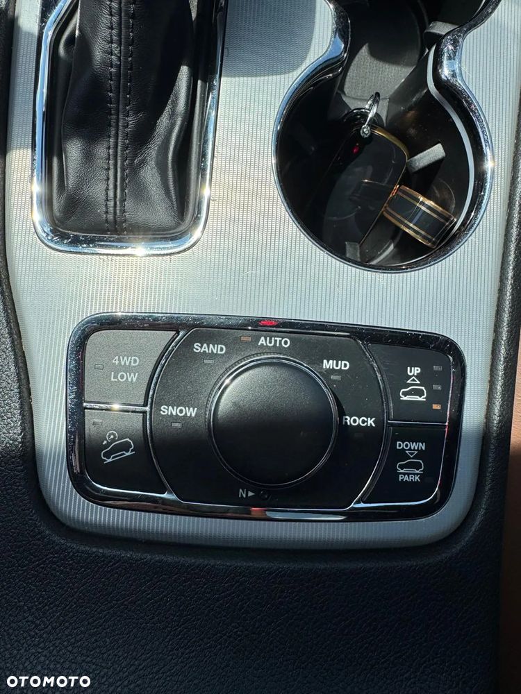 Jeep Grand Cherokee 3.6 V6 Summit - 18