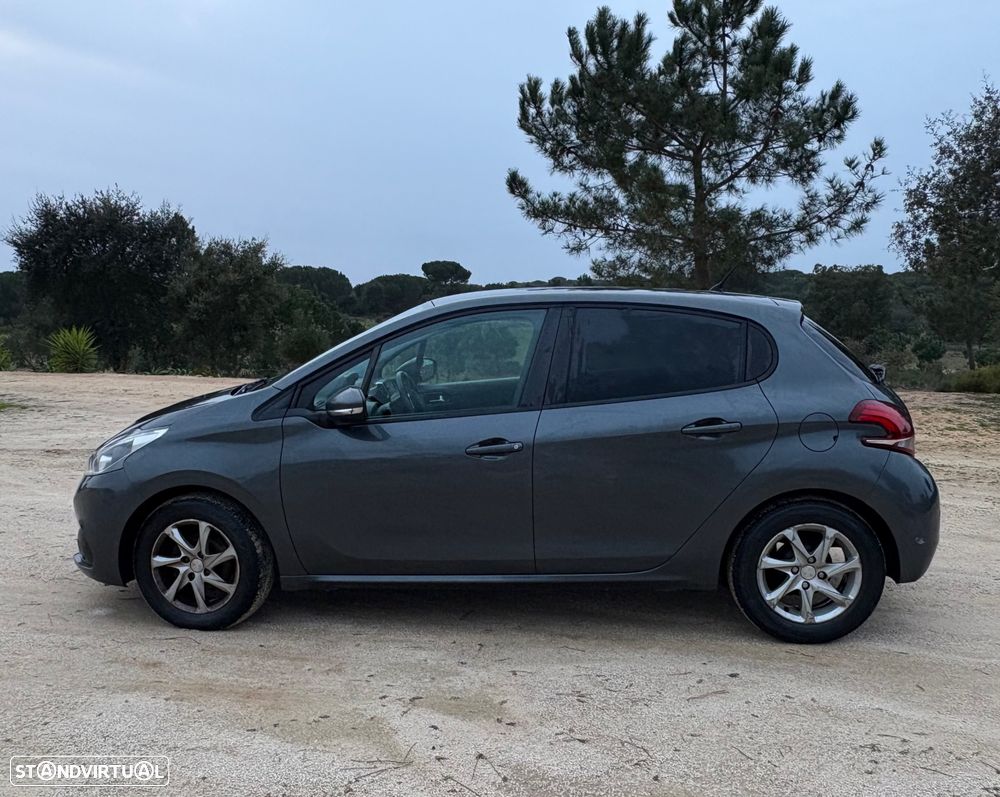Peugeot 208 1.4 HDi - 1