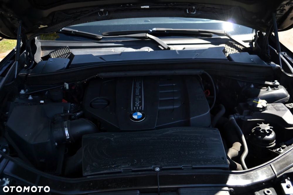 BMW X1 xDrive18d Sport Line - 13