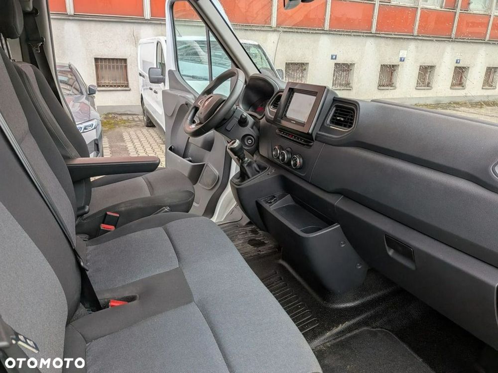 Renault Master - 15