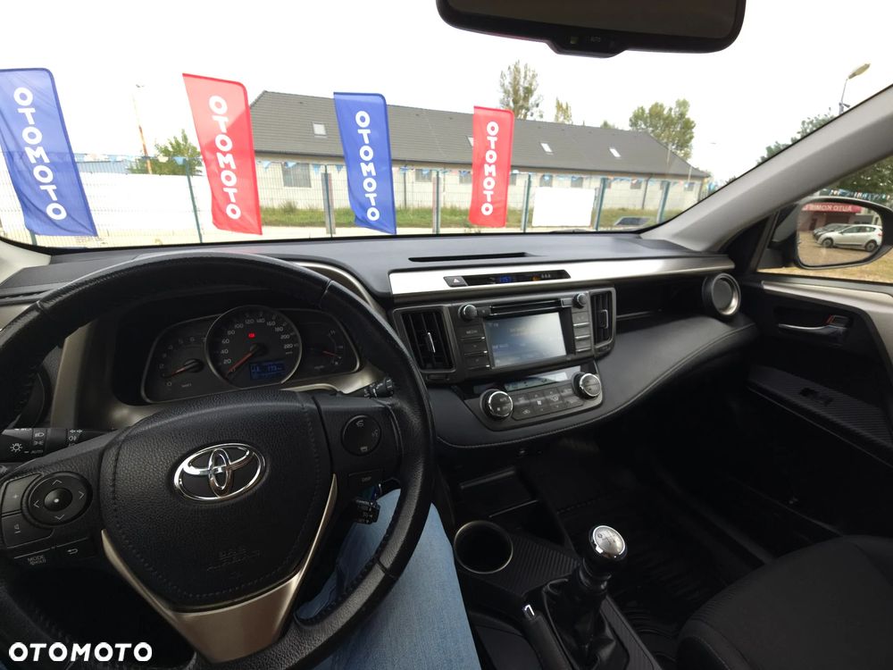 Toyota RAV4 2.0 D-4D Premium - 30