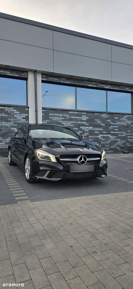 Mercedes-Benz CLA 250 4Matic 7G-DCT StreetStyle - 8