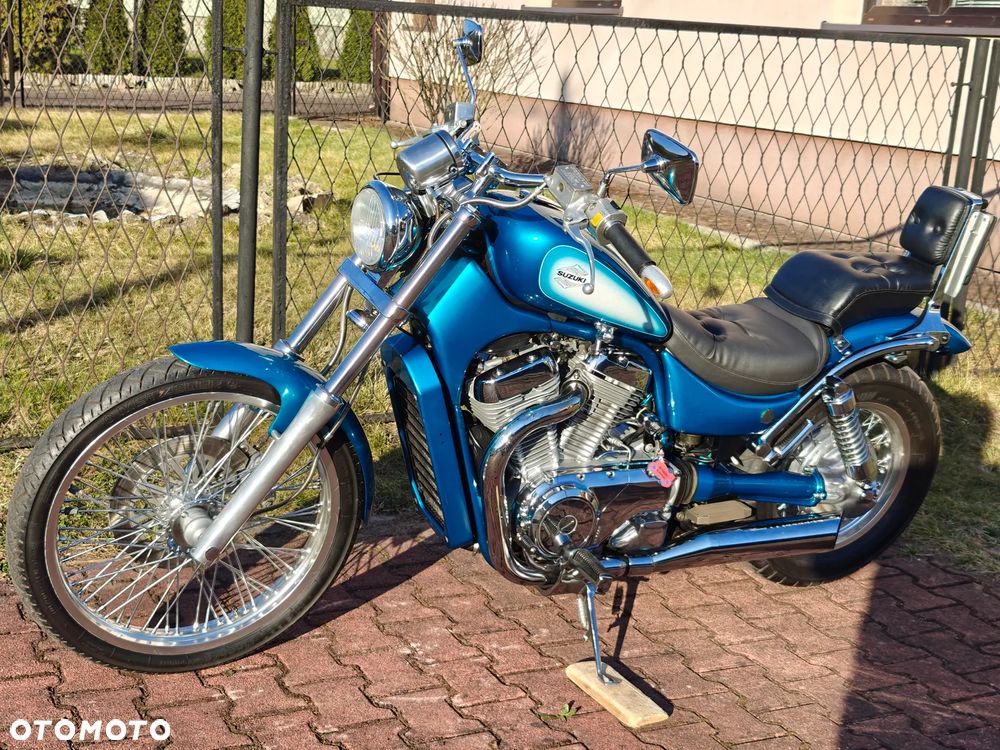 Suzuki Intruder - 21