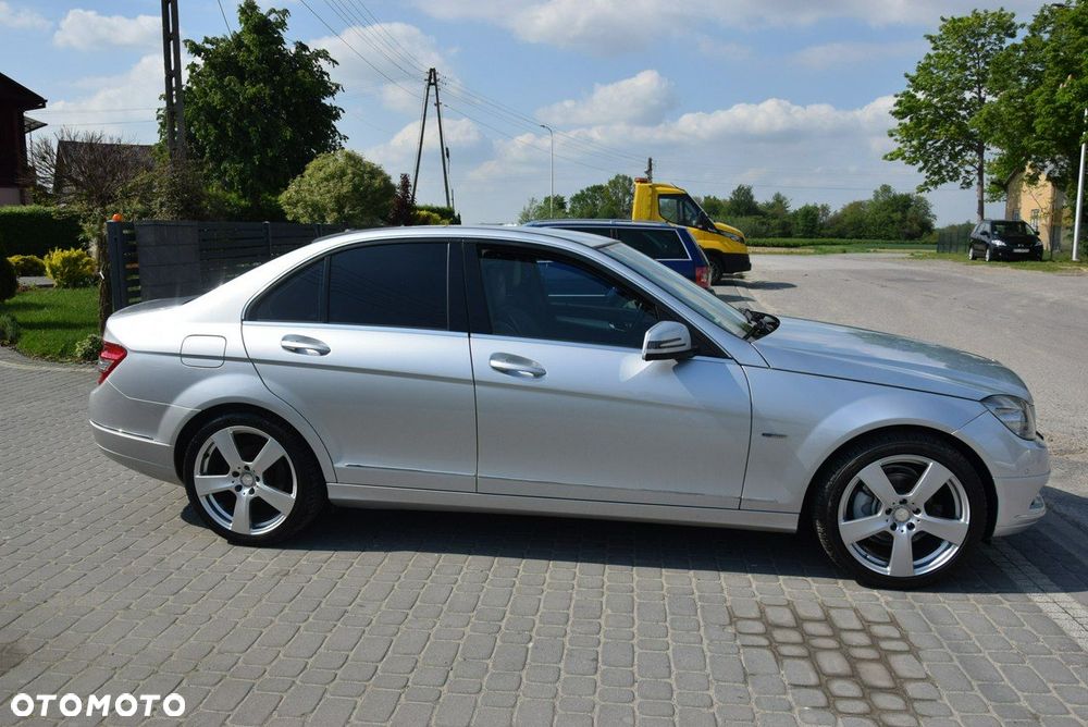 Mercedes-Benz Klasa C - 12