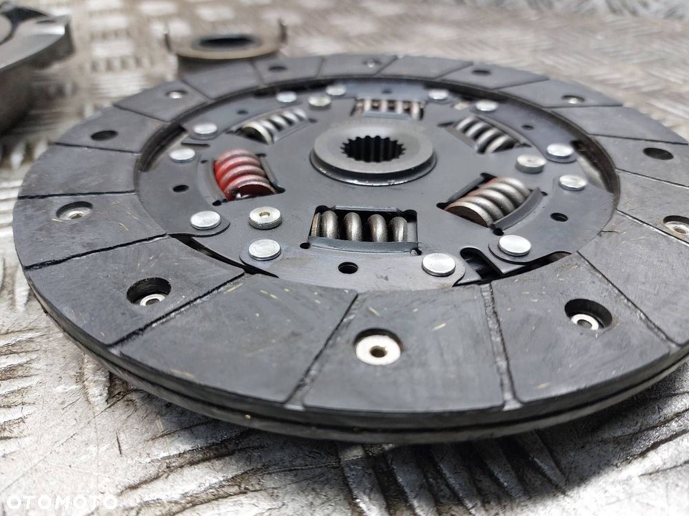 SPRZĘGŁO TARCZA DOCISK ŁOŻYSKO KOŁO ZAMACHOWE SUZUKI IGNIS II 1.3 16V - 8