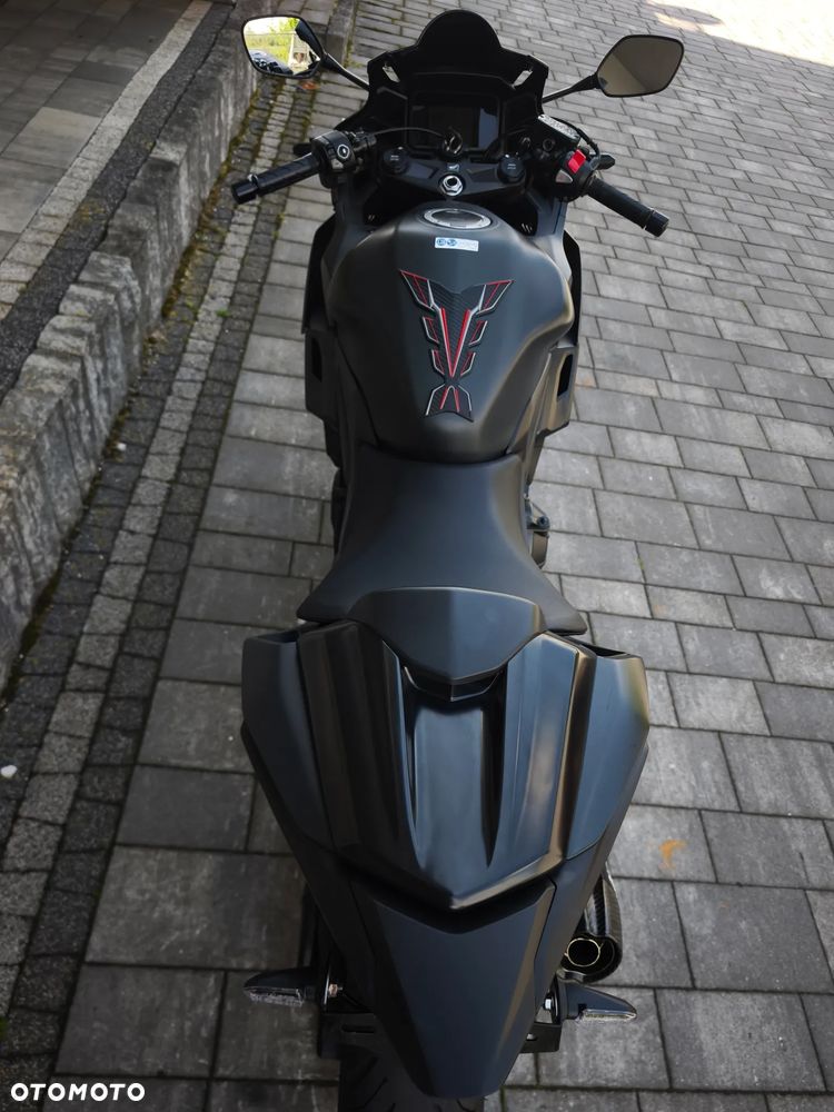 Honda CBR - 15