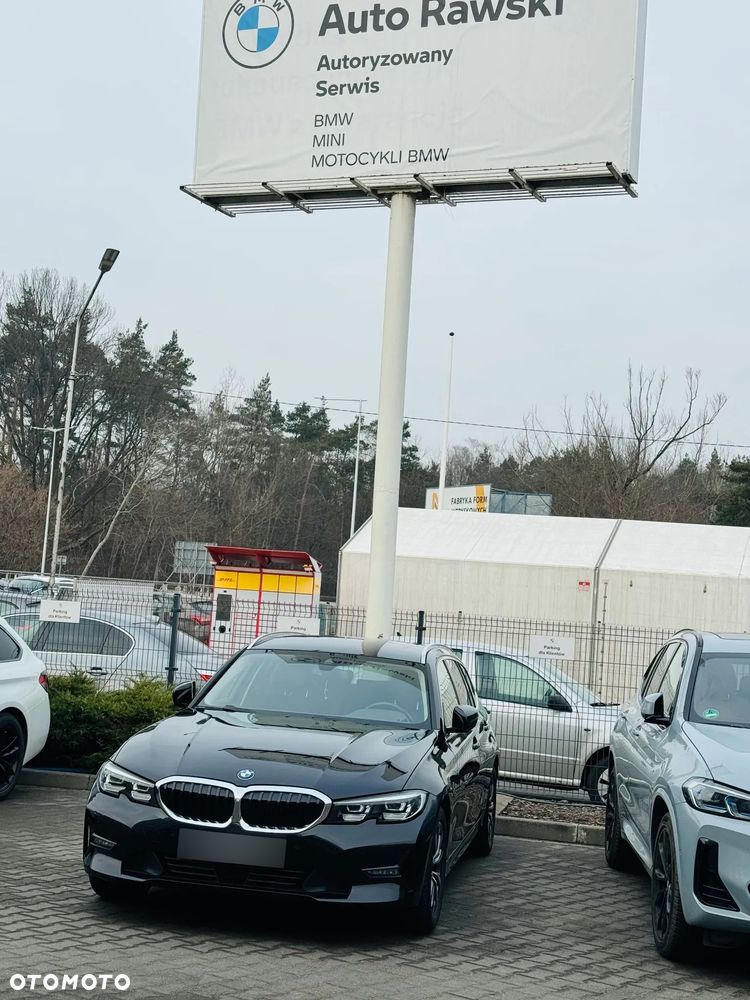 BMW Seria 3 318d mHEV M Sport - 3