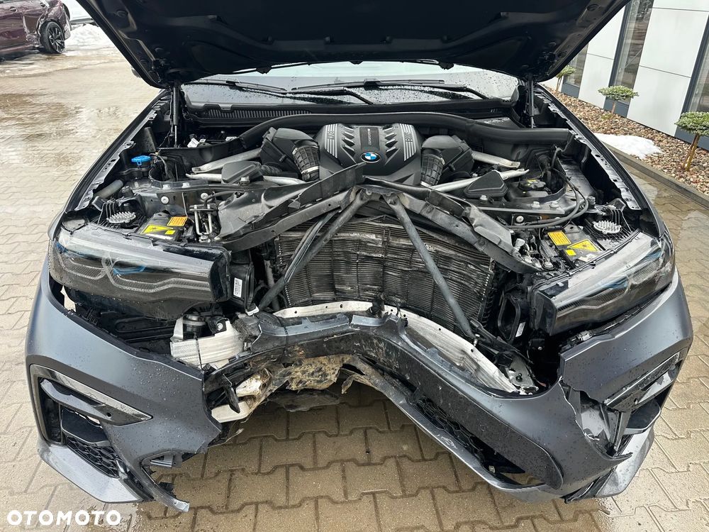BMW X7 M50i - 13