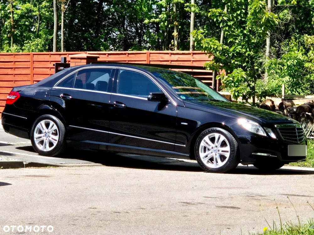 Mercedes-Benz Klasa E 200 BlueEFFICIENCY 7G-TRONIC Avantgarde - 7