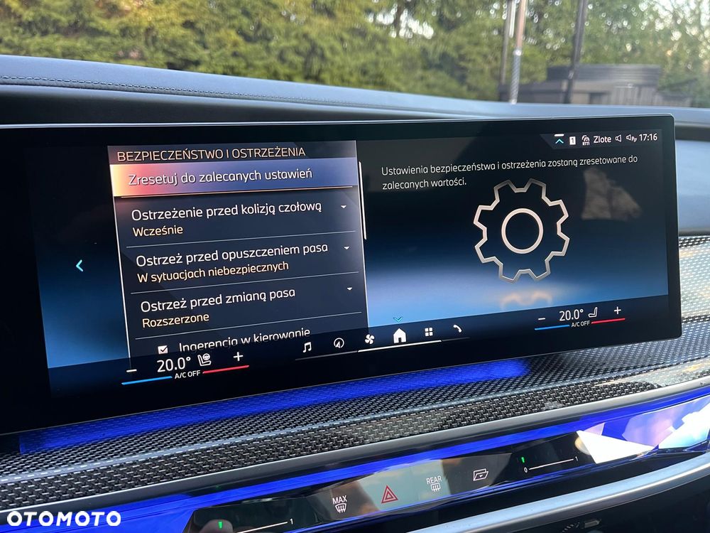 BMW Seria 7 740Ld xDrive sport - 18