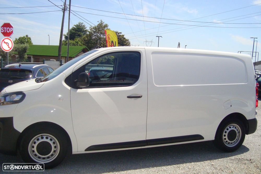 Citroën ë-Jumpy 1.6 HDI   BLUE  3 LUGARES - 8