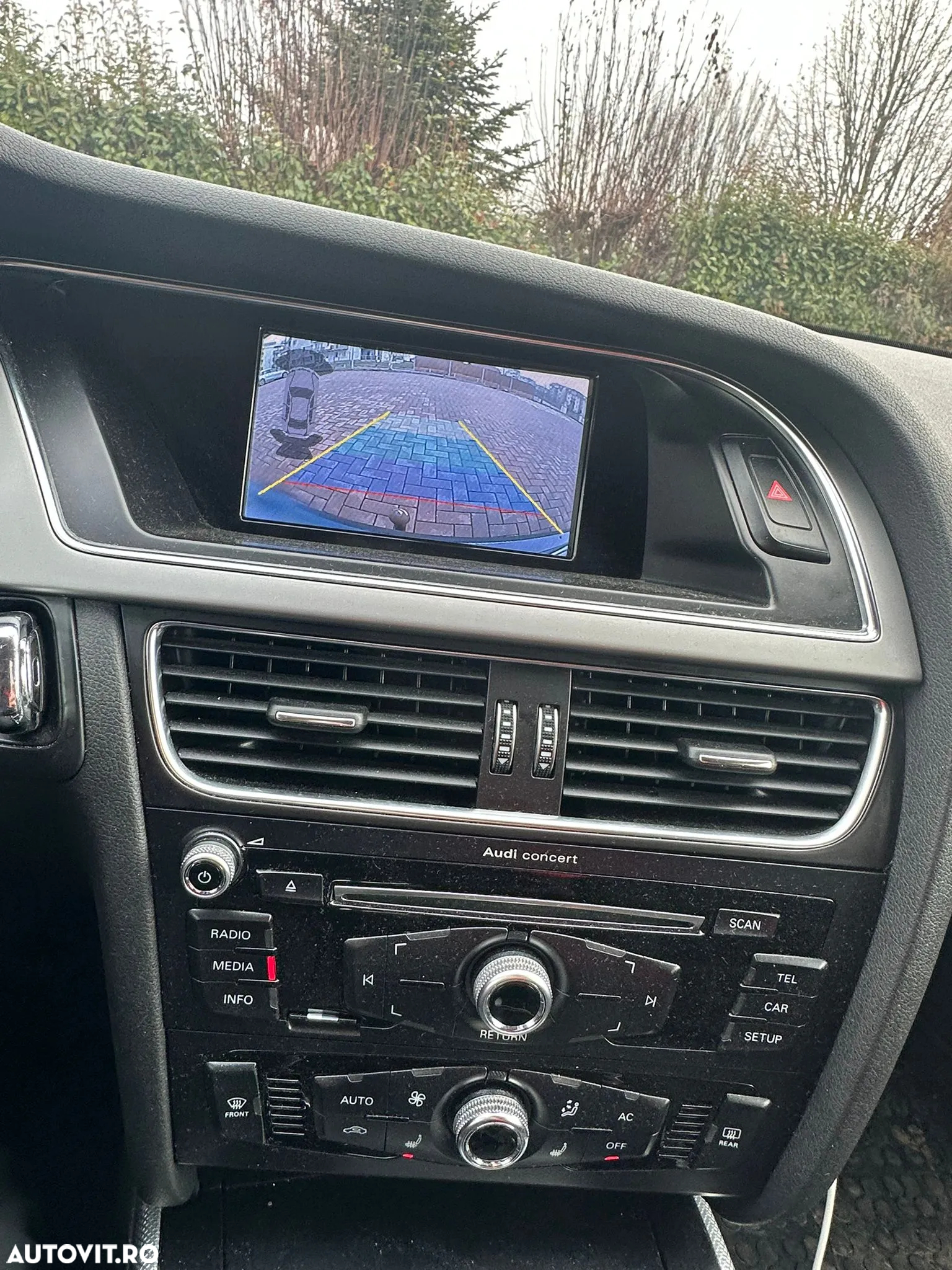 Audi A4 Avant 2.0 TDI DPF quattro S line Sportpaket - 11
