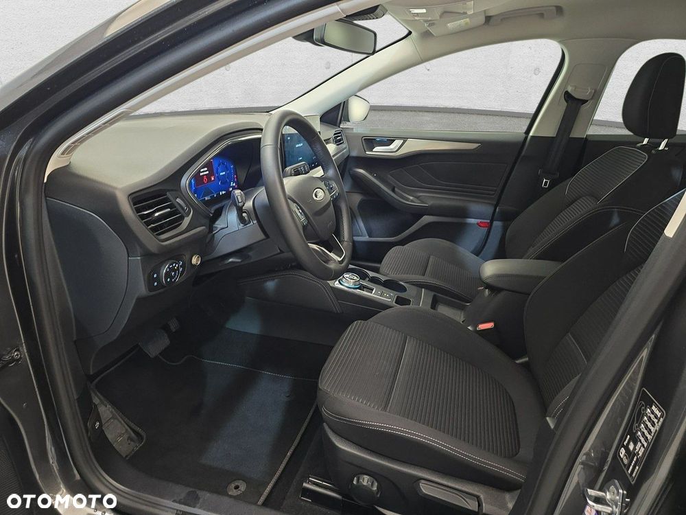 Ford Focus - 11