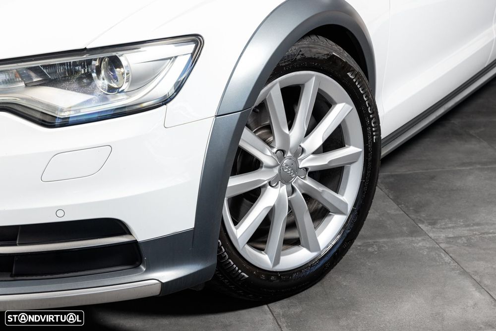 Audi A6 Allroad 3.0 TDi quattro S tronic - 11