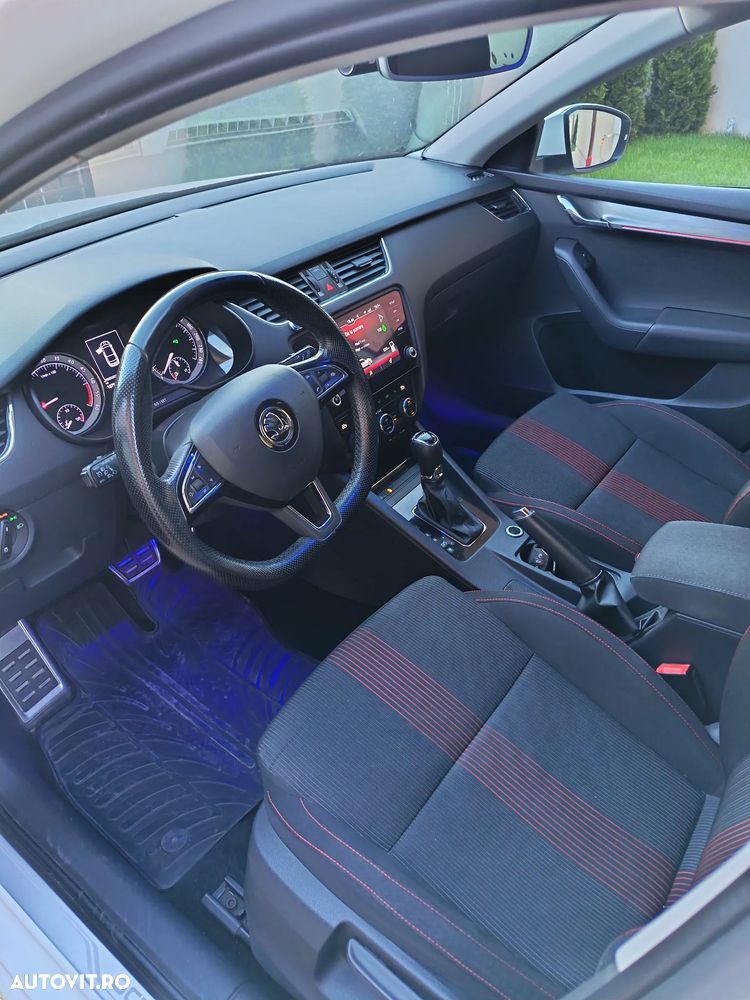 Skoda Octavia - 25