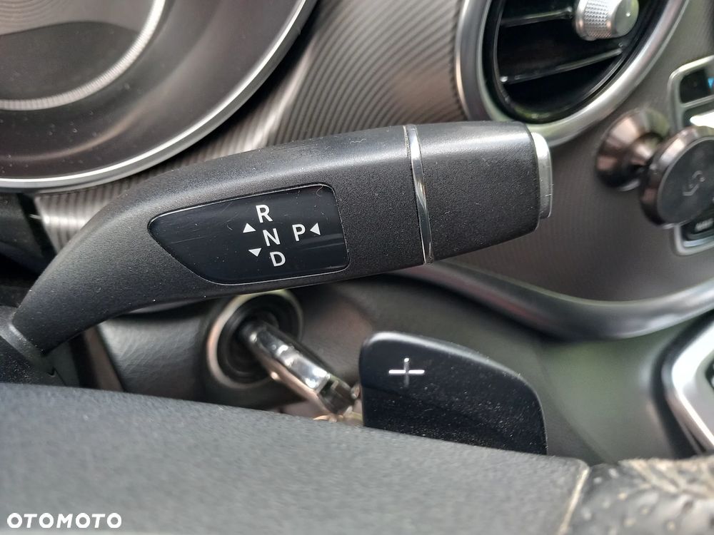 Mercedes-Benz Klasa V 250 (BlueTEC) d extralang 7G-TRONIC Avantgarde Edition - 40