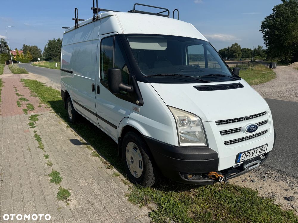 Ford Transit - 1