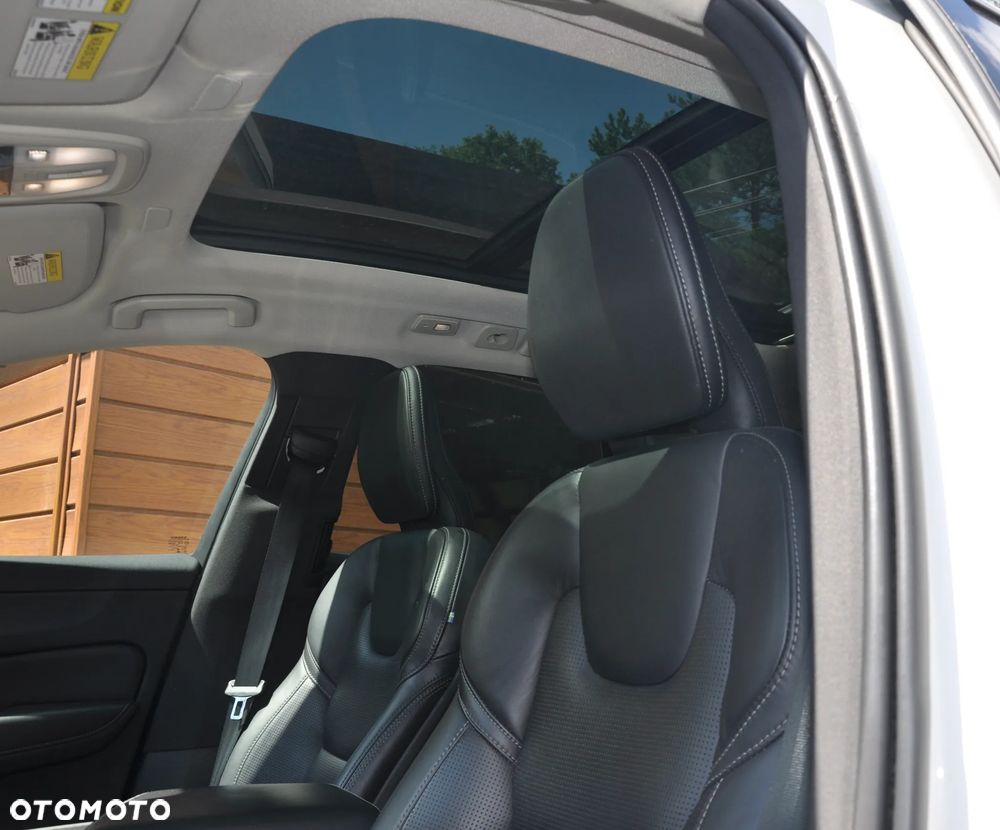 Volvo XC 60 B5 B Inscription - 12