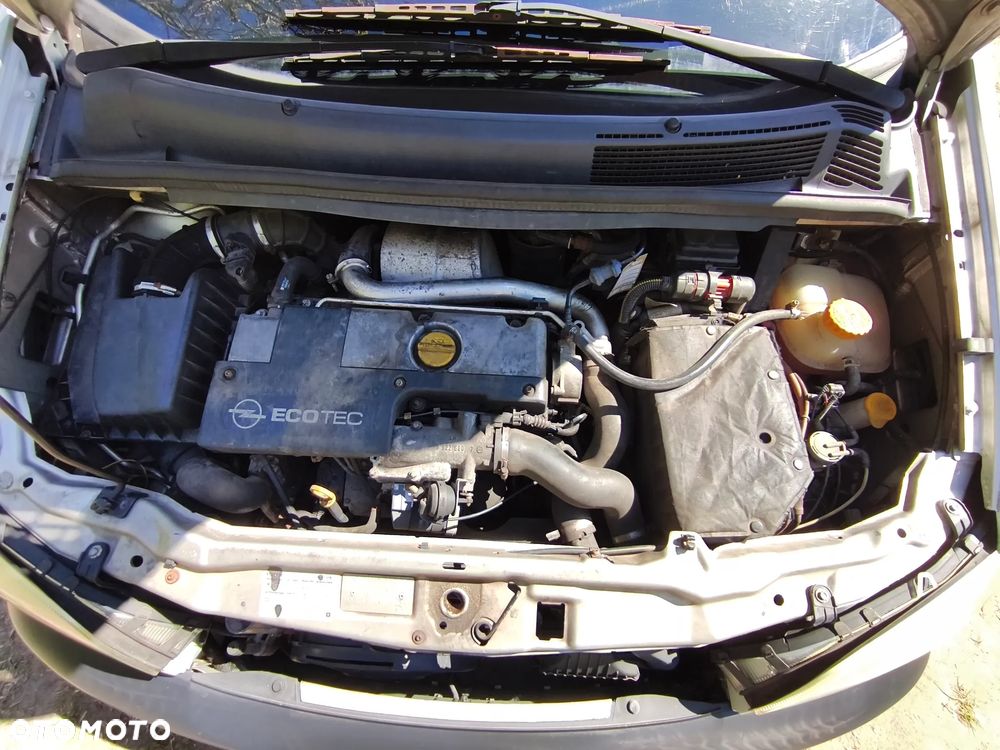 Opel Zafira 2.2 DTI Njoy - 25