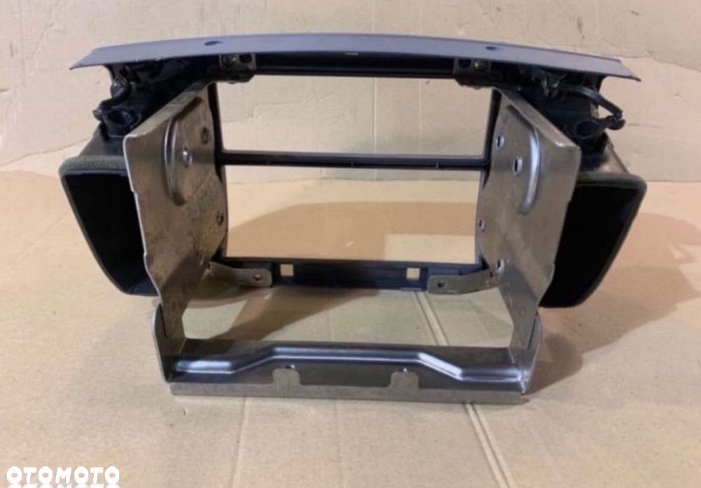 68260AX600 Ramka radia kratki nawiewu Nissan micra k12 - 2