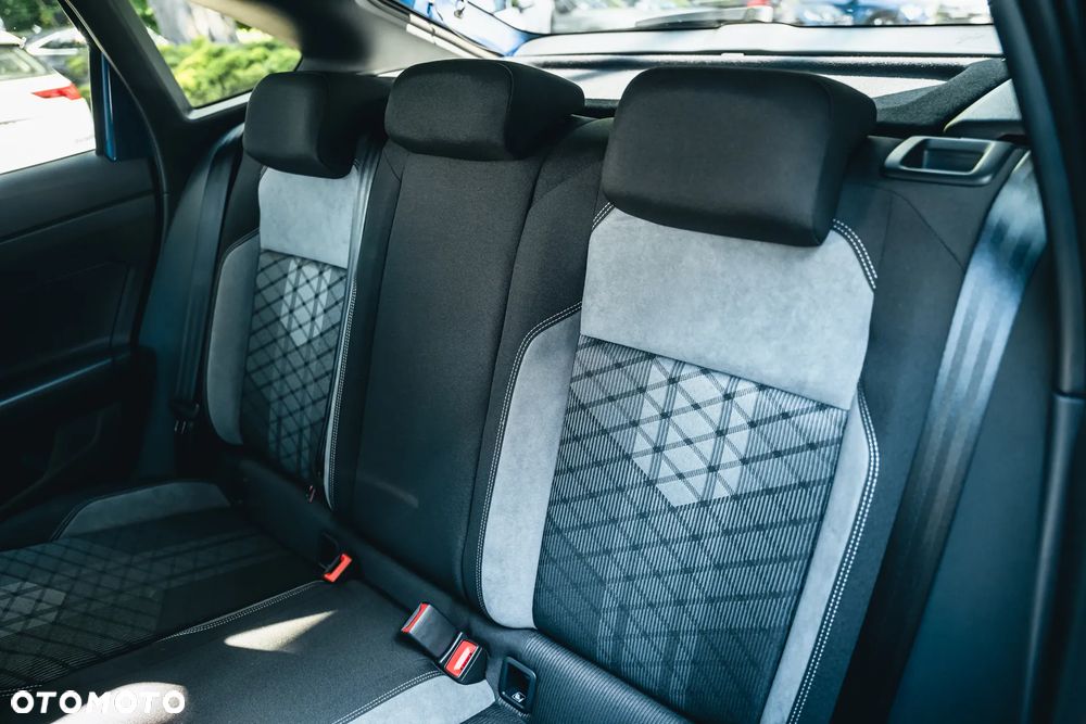 Volkswagen Taigo 1.0 TSI R-Line Plus - 26