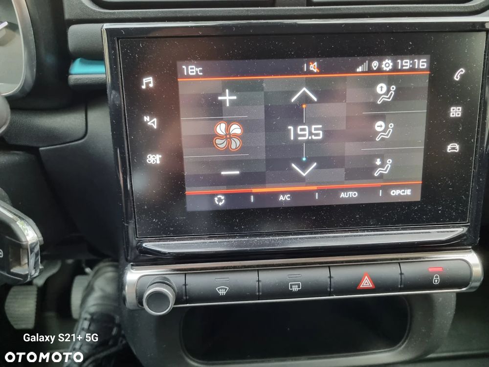Citroën C3 1.2 PureTech Shine S&S - 10