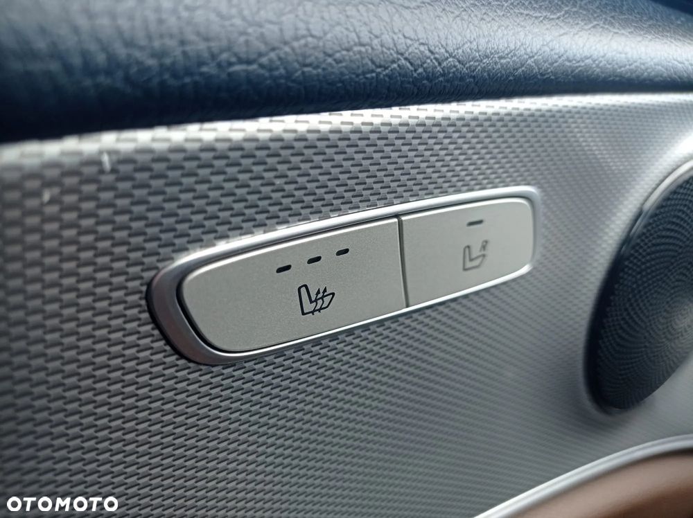 Mercedes-Benz Klasa E 220 d 9G-TRONIC - 18