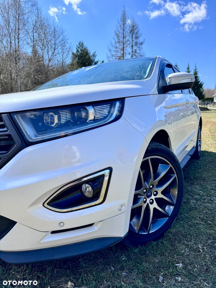 Ford Edge - 2