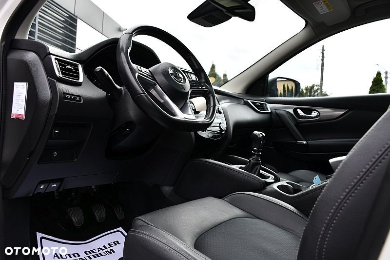 Nissan Qashqai 1.5 dCi Tekna EU6 - 9