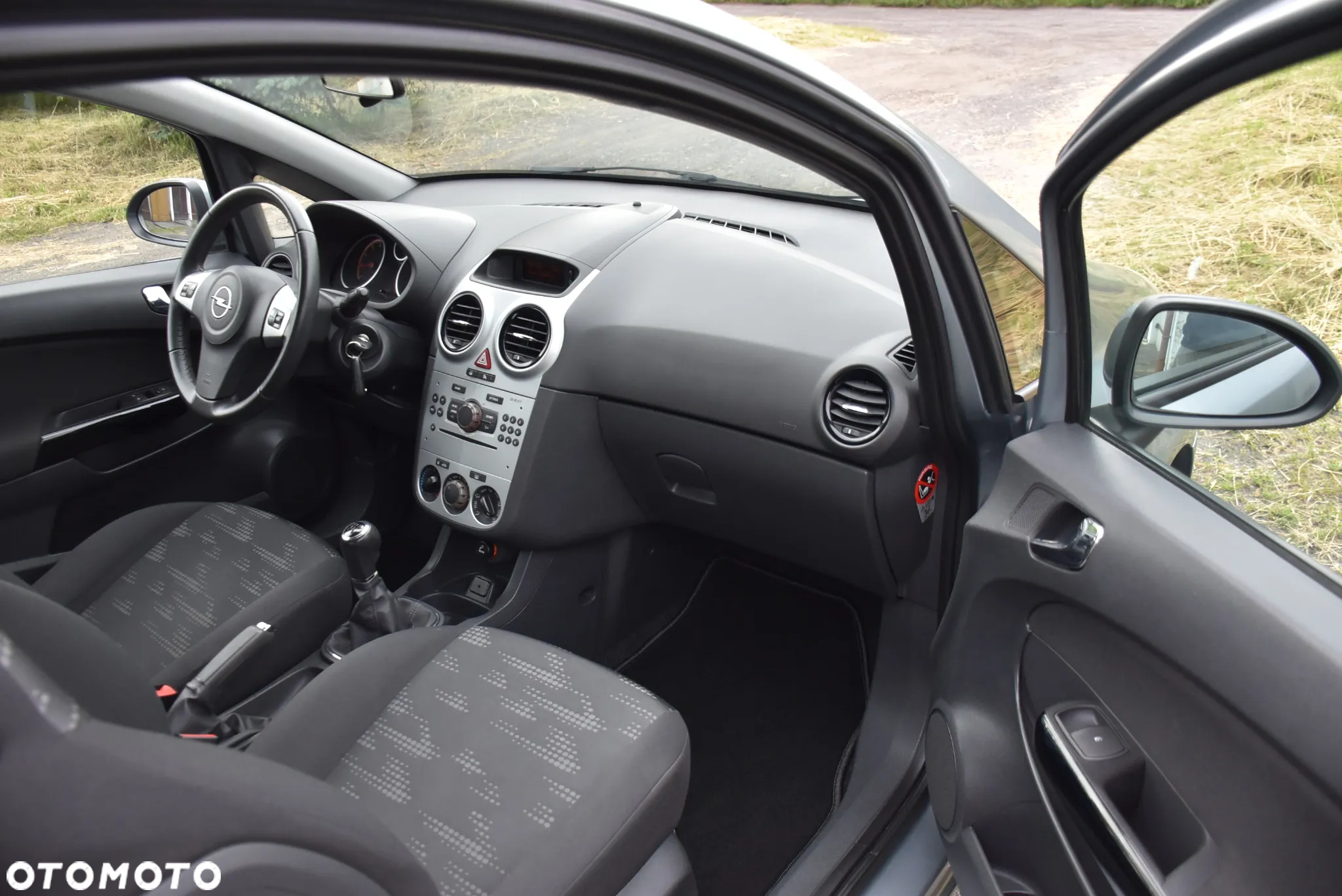 Opel Corsa 1.2 16V Enjoy - 16