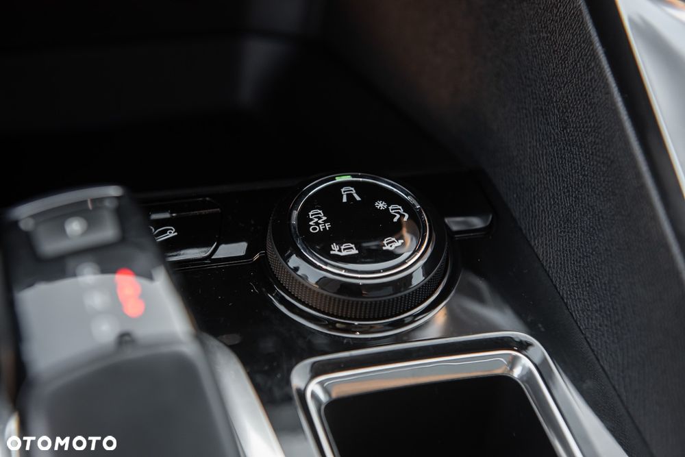 Peugeot 3008 PureTech 130 Stop & Start GPF EAT8 Active Business-Paket - 25