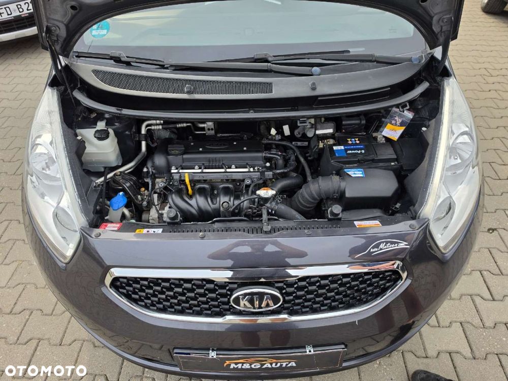 Kia Venga - 37