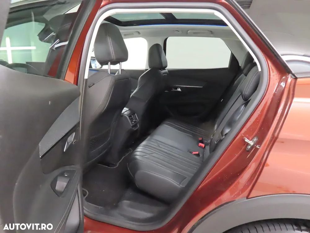 Peugeot 3008 1.2 PureTech Turbo S&S EAT6 GT-Line - 4