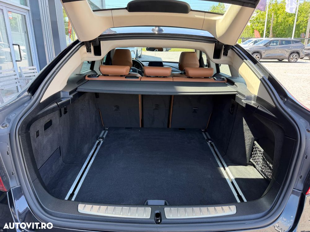 BMW Seria 3 320d xDrive Aut. Luxury Line - 25