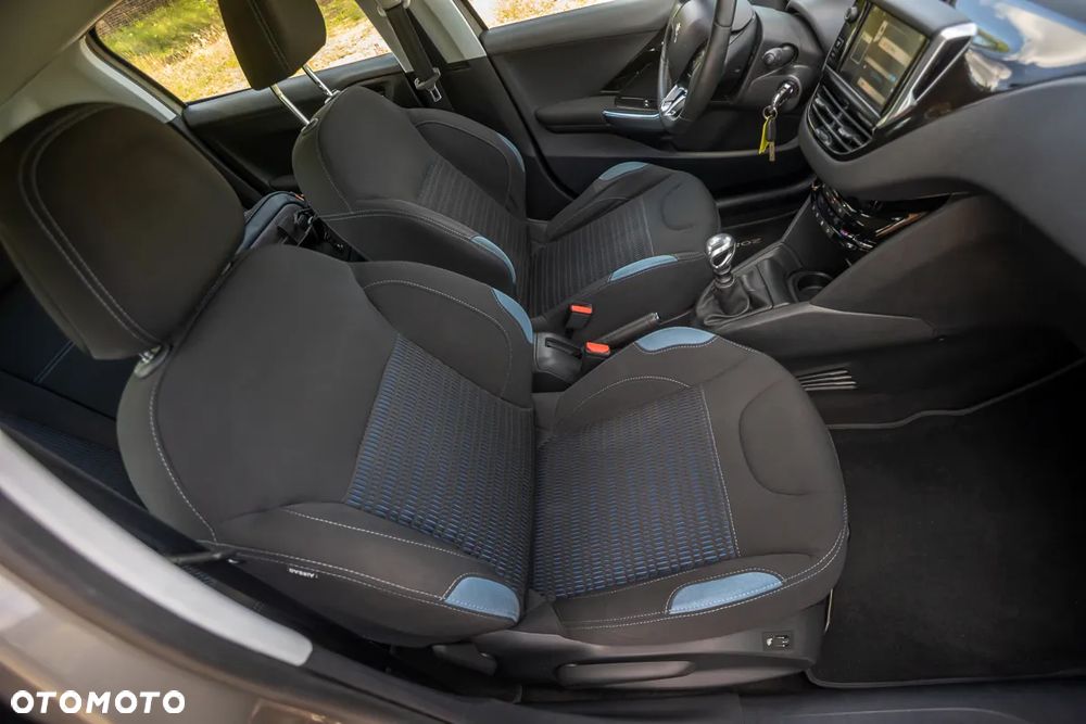 Peugeot 208 e-HDi 115 Stop&Start Allure - 18