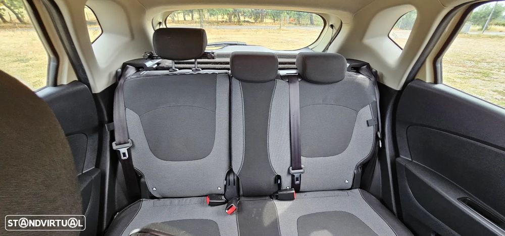 Renault Captur 1.5 dCi Exclusive - 22