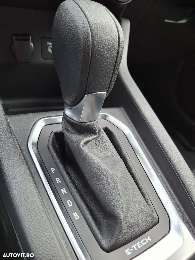 Renault Clio E-TECH Hybrid 140 BUSINESS EDITION - 22