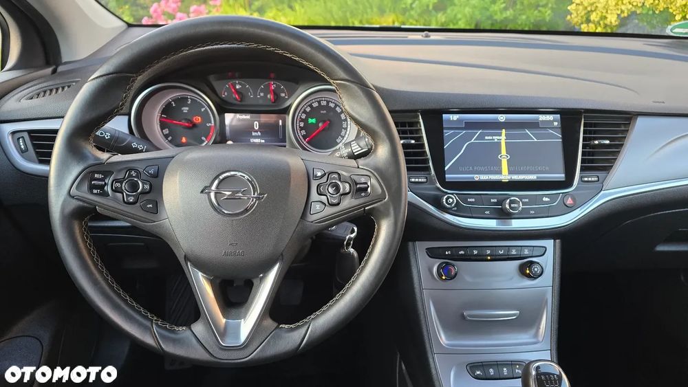 Opel Astra - 14