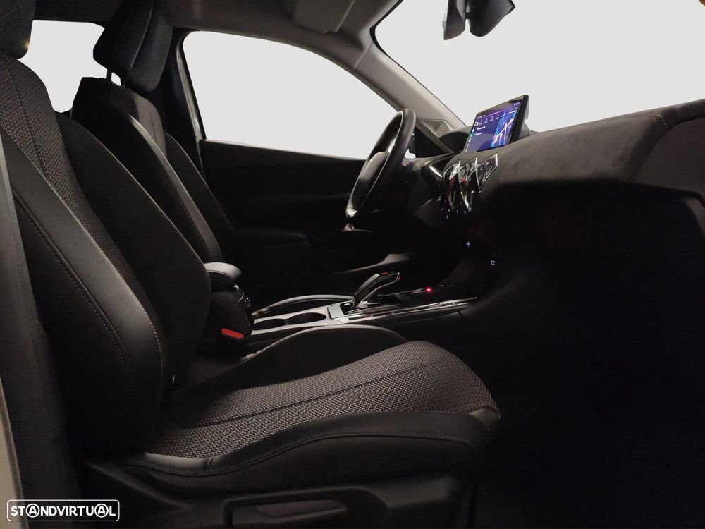 DS DS3 Crossback PureTech 130 Aut. PERFORMANCE LINE - 29