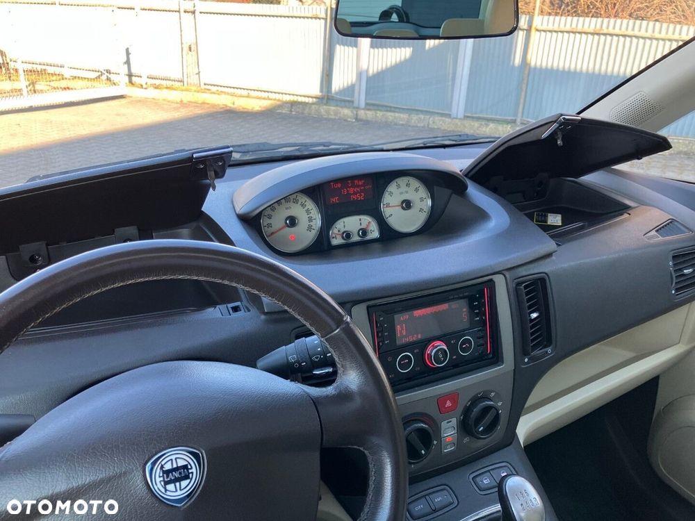 Lancia Musa 1.4 16V Platino - 20