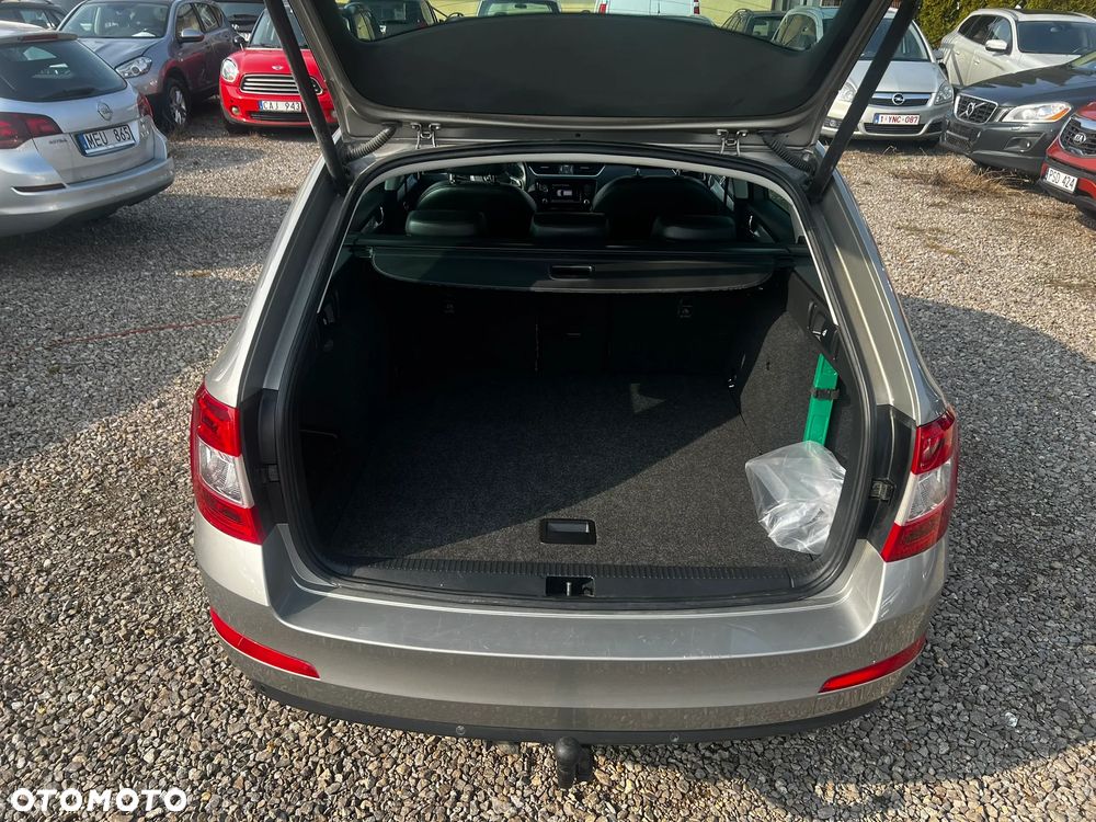 Skoda Octavia 2.0 TDI 4x4 Style - 32