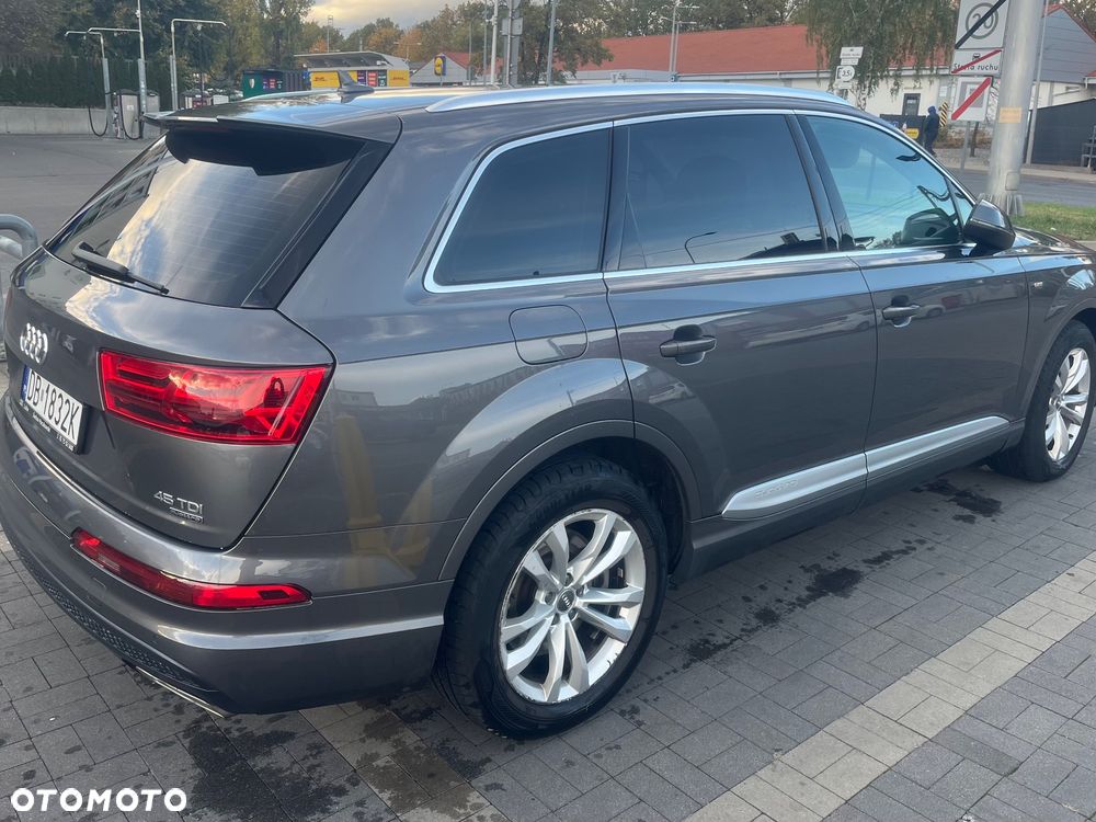 Audi Q7 2019 photo 5