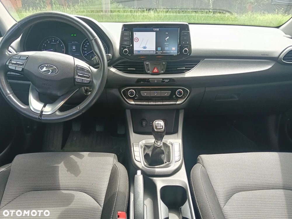 Hyundai i30 1.4 Comfort - 14