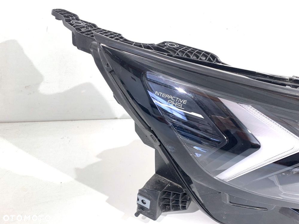 REFLEKTOR PRAWY PRZÓD LED  BAIC X75 2020 - DCT 138 kW [188 KM] XA00118815 - 2