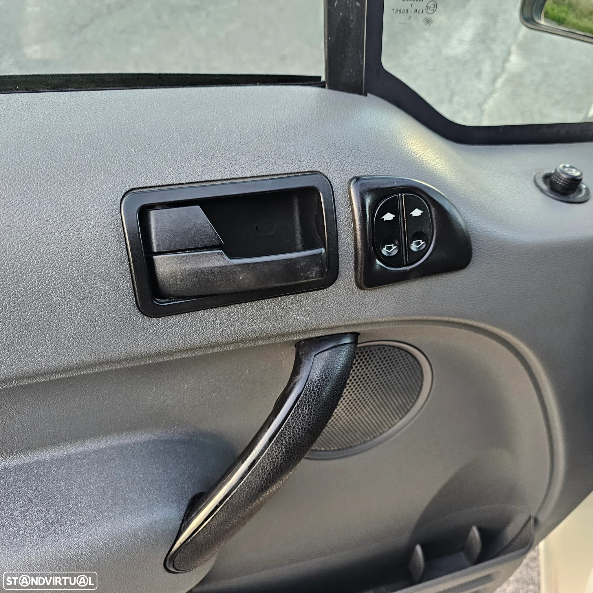 Ford Connect - 20